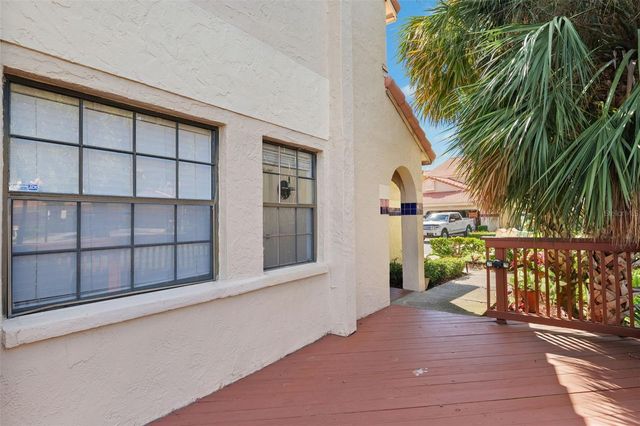 10435 SAINT TROPEZ PLACE 201, Tampa, FL 33615