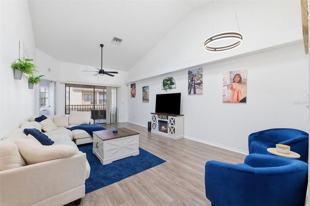 10435 SAINT TROPEZ PLACE 201, Tampa, FL 33615