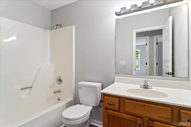 644 Woodall Drive, Evansville, IN 47711
