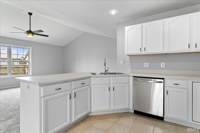 644 Woodall Drive, Evansville, IN 47711