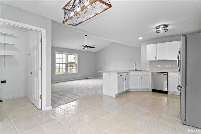 644 Woodall Drive, Evansville, IN 47711