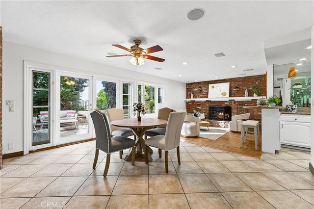 663 Lausinda Avenue, Long Beach, CA 90803