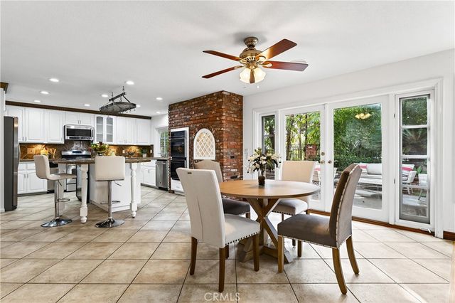 663 Lausinda Avenue, Long Beach, CA 90803