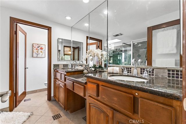 663 Lausinda Avenue, Long Beach, CA 90803