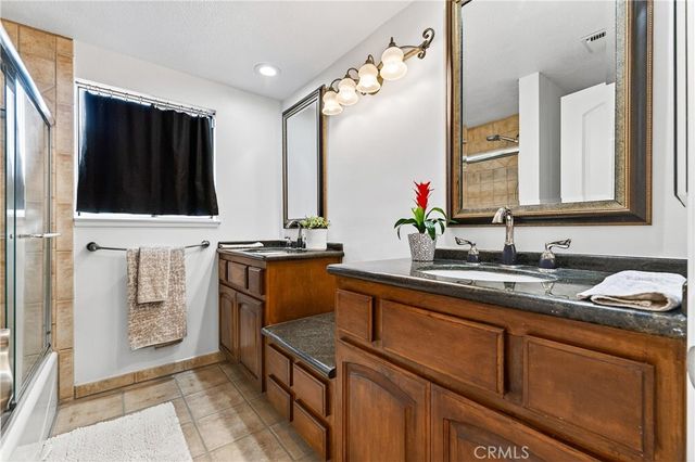 663 Lausinda Avenue, Long Beach, CA 90803