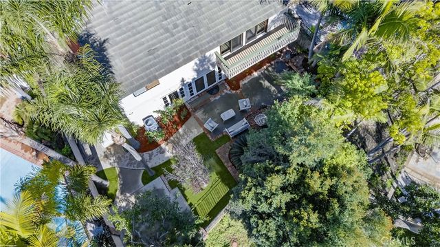 663 Lausinda Avenue, Long Beach, CA 90803