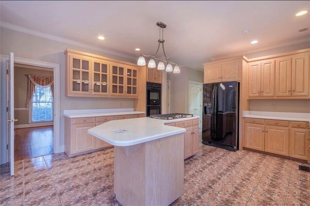 1104 Thornehill Drive, Anderson, SC 29621