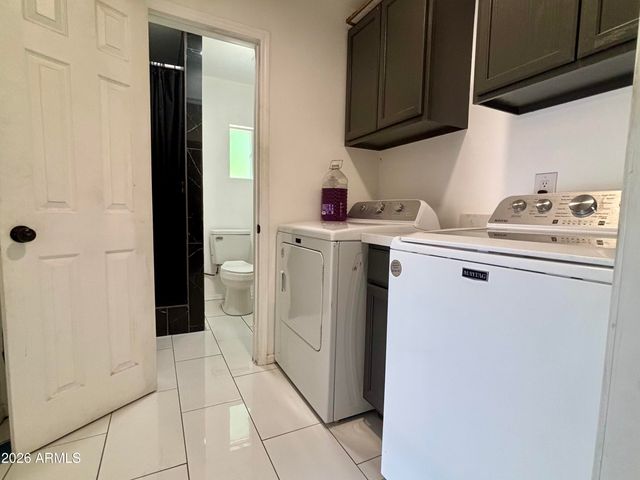 2335 W Myrtle Avenue, Phoenix, AZ 85021