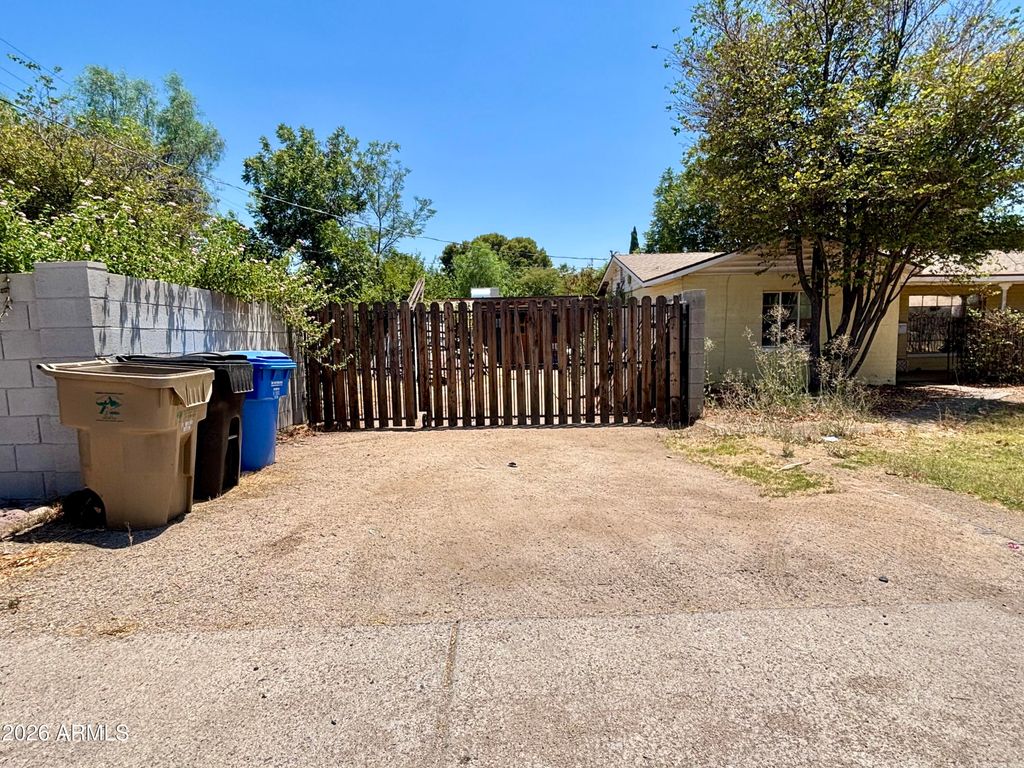 2335 W Myrtle Avenue, Phoenix, AZ 85021 — photo 5