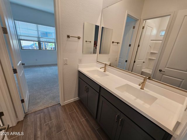 22679 E WATFORD Drive, Queen Creek, AZ 85142