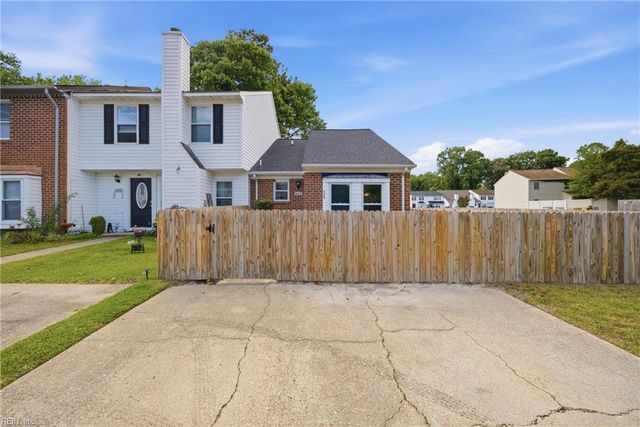 625 Cedar Springs Ct, Virginia Beach, VA 23462