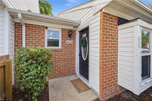 625 Cedar Springs Ct, Virginia Beach, VA 23462