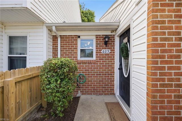 625 Cedar Springs Ct, Virginia Beach, VA 23462