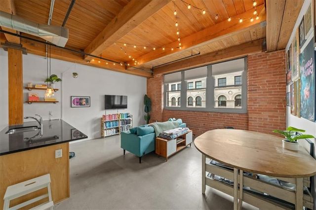 712 Broadway Boulevard 704, Kansas City, MO 64105