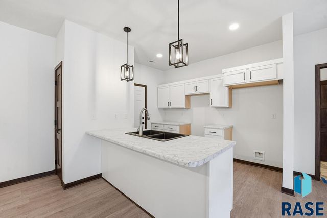 1249 N Marion Rd Road 2, Sioux Falls, SD 57107