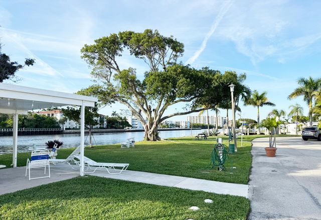 210 Cardinal Drive B, Briny Breezes, FL 33435