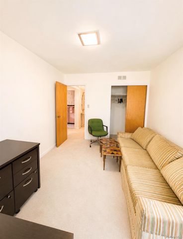 1209 Hempstead Avenue, Malverne, NY 11565