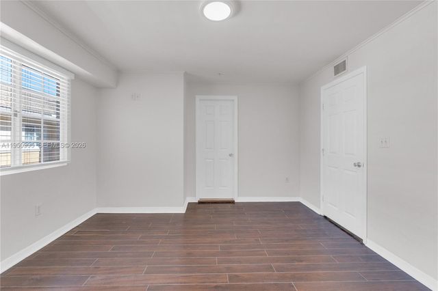 2945 NE 185th St 1402, Aventura, FL 33180