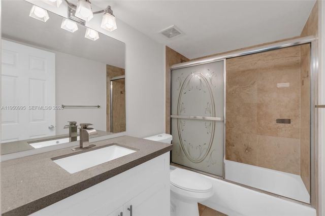 2945 NE 185th St 1402, Aventura, FL 33180