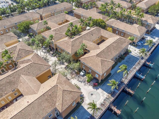 2945 NE 185th St 1402, Aventura, FL 33180