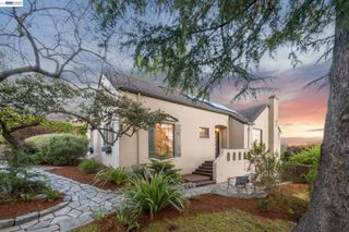 6968 THORNHILL DRIVE, Oakland, CA 94611