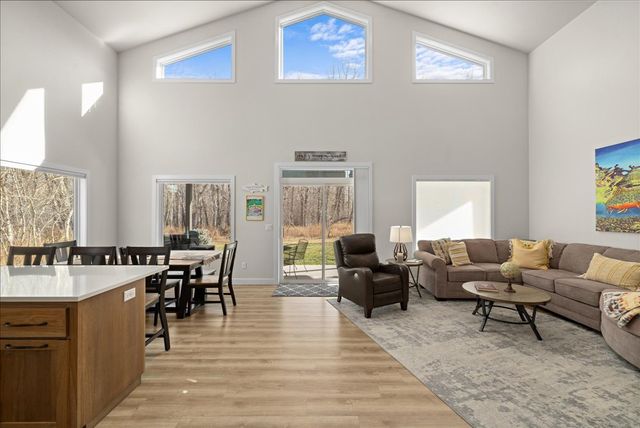 22 Kent Lane North, Red Lodge, MT 59068