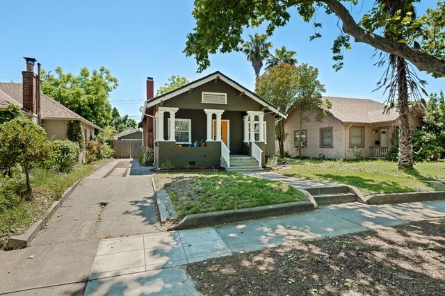 4844 12th Ave, Sacramento, CA 95820
