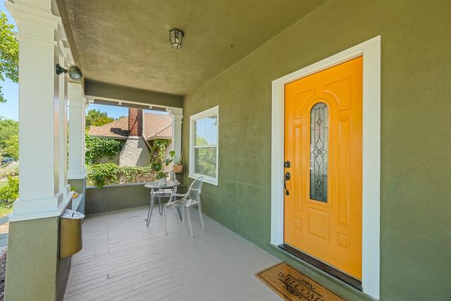 4844 12th Ave, Sacramento, CA 95820