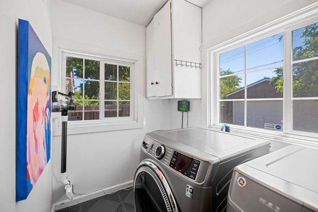 4844 12th Ave, Sacramento, CA 95820