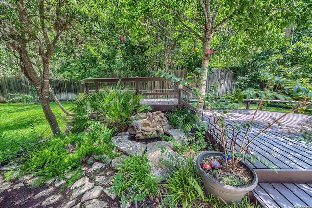 16030 Santa Cathrena, San Antonio, TX 78232