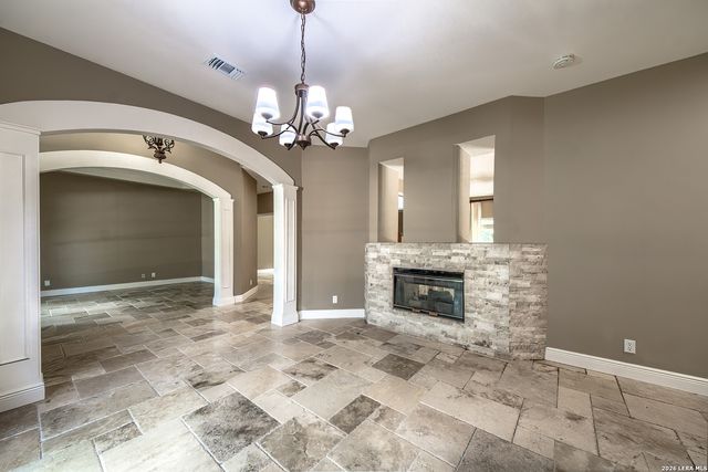 16030 Santa Cathrena, San Antonio, TX 78232
