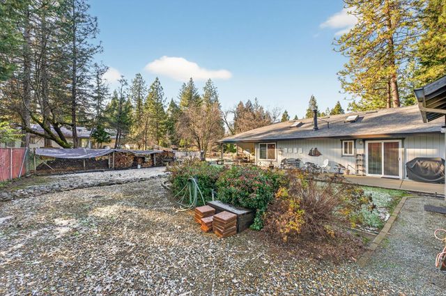 6140 Shad Way, Pollock Pines, CA 95726