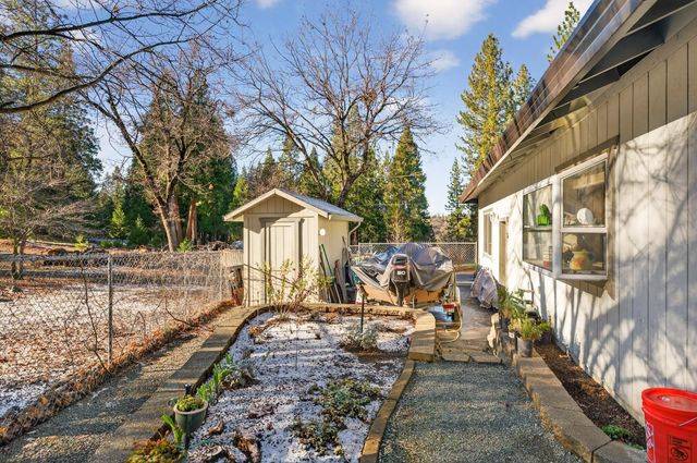 6140 Shad Way, Pollock Pines, CA 95726