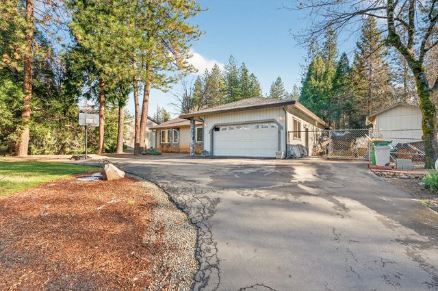 6140 Shad Way, Pollock Pines, CA 95726