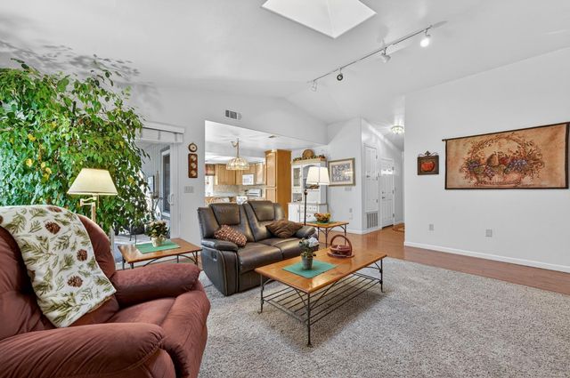 6140 Shad Way, Pollock Pines, CA 95726