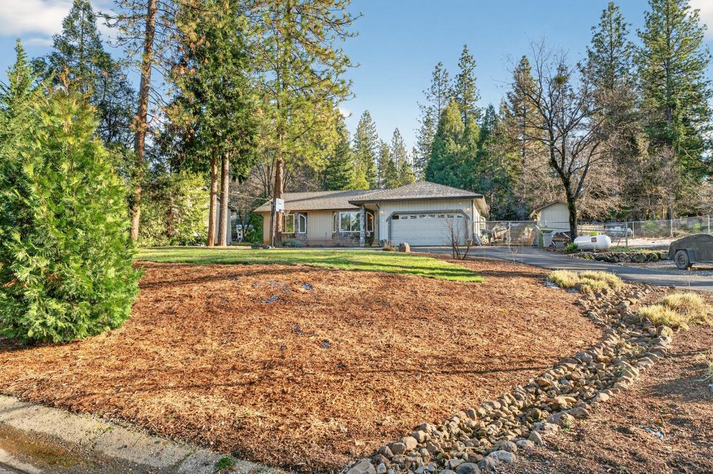 6140 Shad Way, Pollock Pines, CA 95726