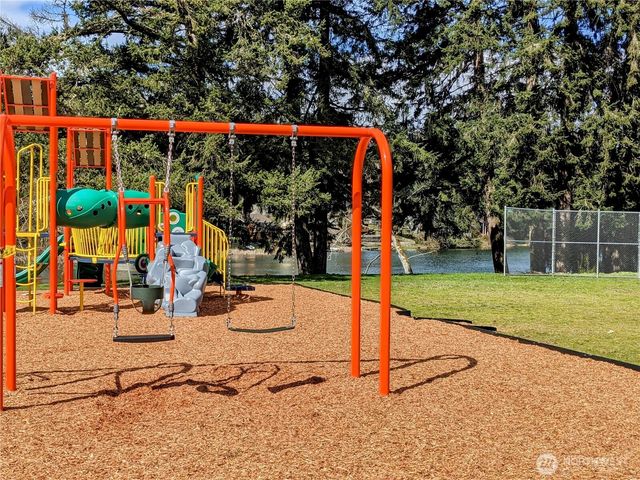 2501 195th Avenue SW, Lakebay, WA 98349