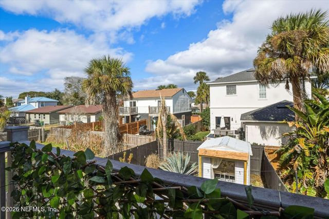 505 UPPER 8TH Avenue S, Jacksonville Beach, FL 32250