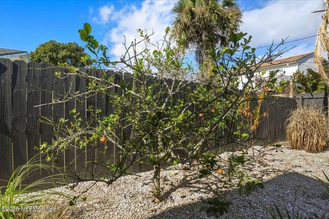 505 UPPER 8TH Avenue S, Jacksonville Beach, FL 32250