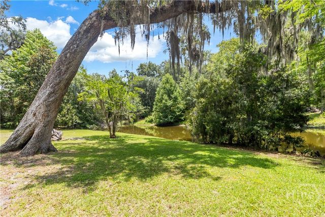 198 Dutchmans Cove Road, Midway, GA 31320