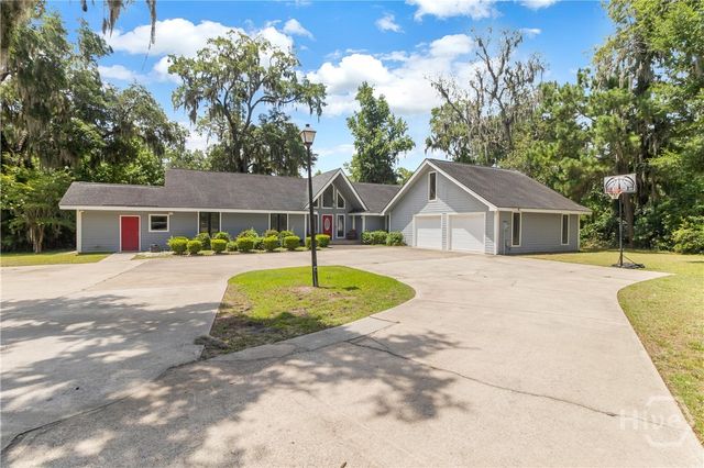 198 Dutchmans Cove Road, Midway, GA 31320