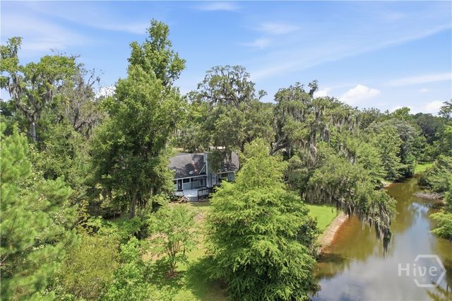 198 Dutchmans Cove Road, Midway, GA 31320
