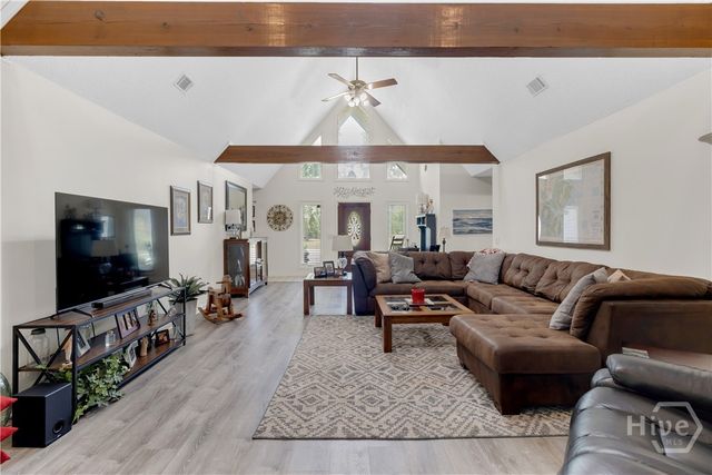 198 Dutchmans Cove Road, Midway, GA 31320
