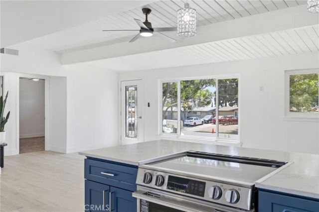 2805 Haley Street, Bakersfield, CA 93305