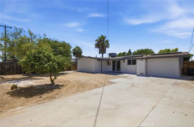 2805 Haley Street, Bakersfield, CA 93305