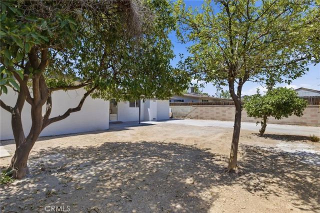 2805 Haley Street, Bakersfield, CA 93305