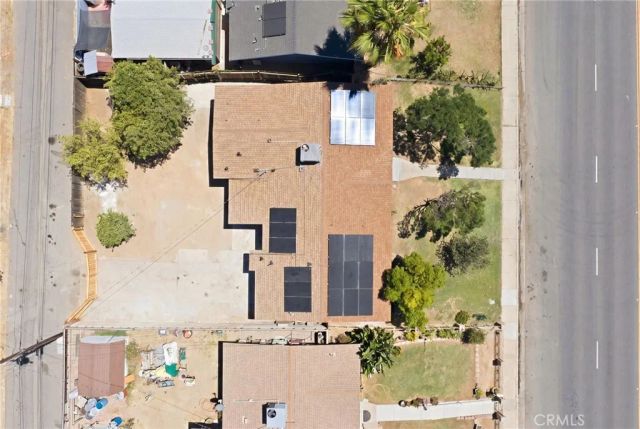 2805 Haley Street, Bakersfield, CA 93305