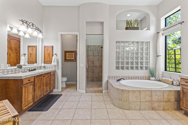 4123 N Silver Ridge Circle, Mesa, AZ 85207