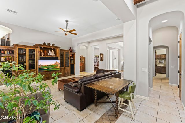 4123 N Silver Ridge Circle, Mesa, AZ 85207