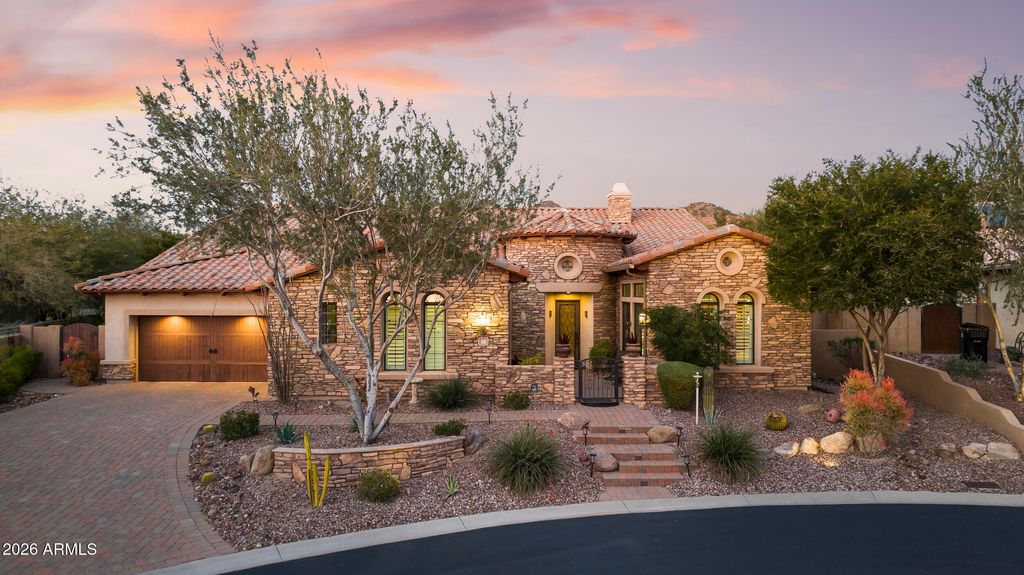 4123 N Silver Ridge Circle, Mesa, AZ 85207